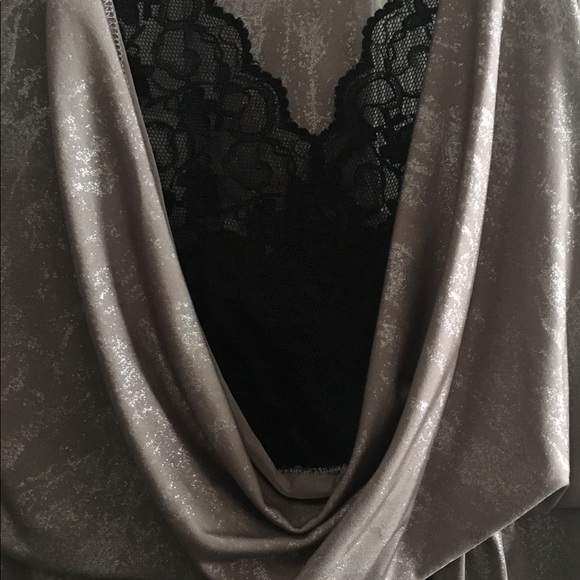 Charlotte Russe Blouse - Picture 3 of 4